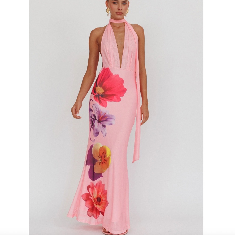 Selfie Leslie Dress Flowers Pink